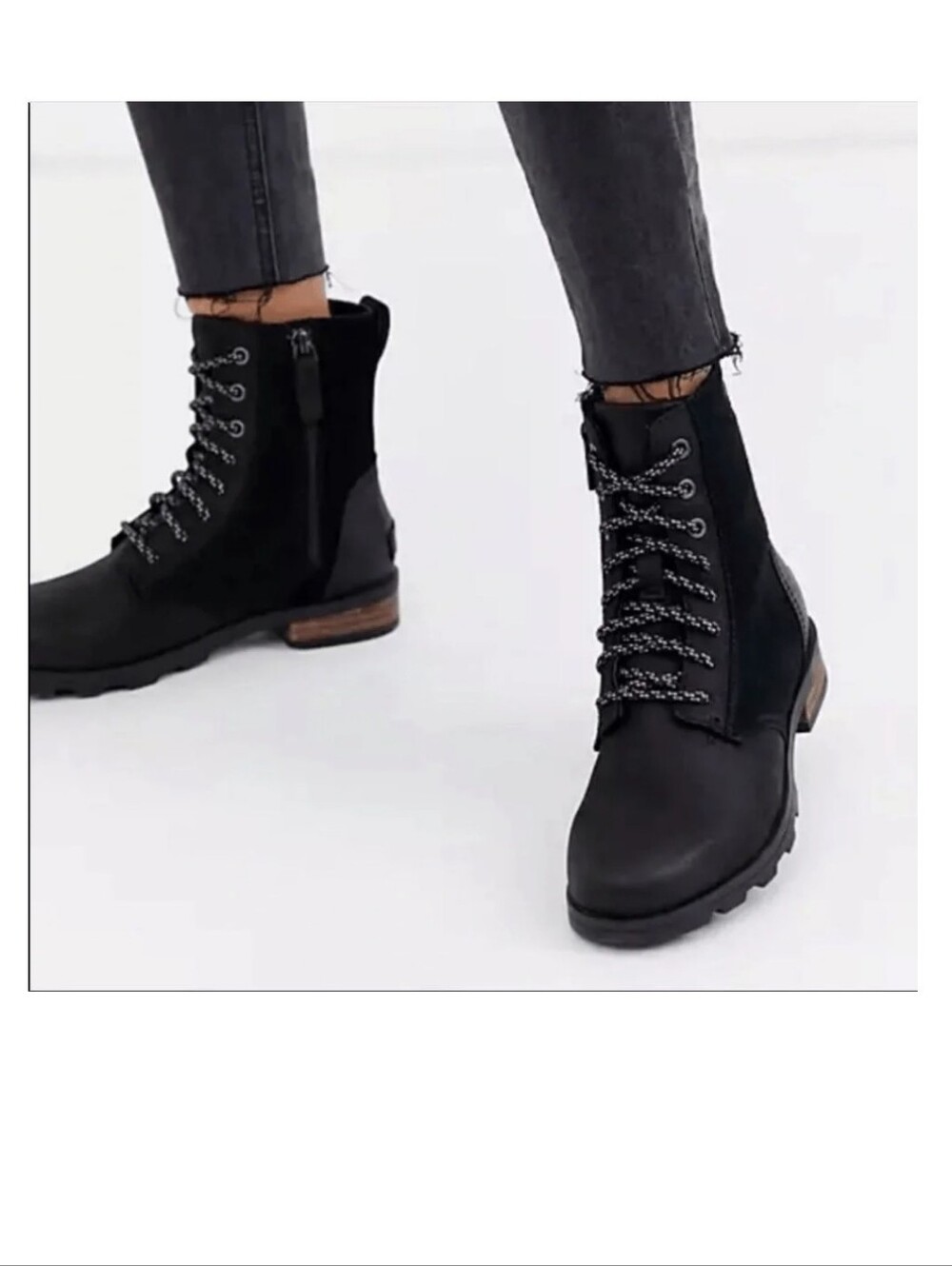SOREL Emelie Short Lace Up Boots 6.5 - Picture 2 of 8